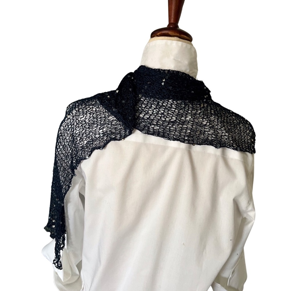scarf/wrap - Picture 3 of 4